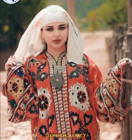 zan-dukhtar-ishk-oshiki-love-tojik-milli-libos.jpg